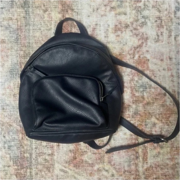 FL Mini Pleather Everyday Chic Glam Glamour Girly Minimalist Trendy Hip Backpack - Picture 1 of 4